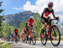 7 Tour of Mersin Uluslararas Bisiklet Turunda 2 etap tamamland