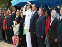 Mut'ta Cumhuriyet'in 103. y�l�nda Atat�rk An�t�'na �elenk sunuldu