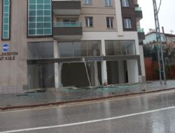 Mut'ta kalorüfer kazanı patladı 1 yaralı