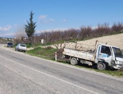 Mut'ta trafik kazas 2 yaral