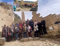 Mut Alahan Manastırı yabancı turistlerin ilgi noktası oldu