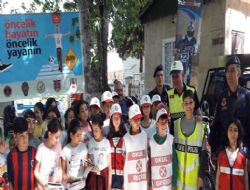 Mut'ta Karayolu trafik güvenliği kutlaması