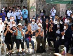 Bakan Seer Mut ve Silifke'de vatandalarla bulutu