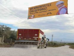 Mut'ta yollar yenilenmeye devam ediyor