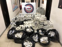 21 Bin 700 Paket Kaçak Sigara Ele Geçirildi